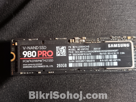 SSD (Samsung evo 980 pro) 250 gn